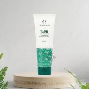 Body Shop Tea Tree Skin Clearing Daily Scrub 125ml